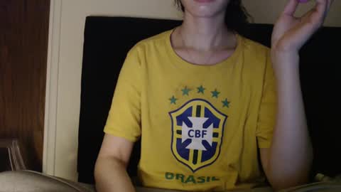 Olivia online show from 02/02/25, 02:17