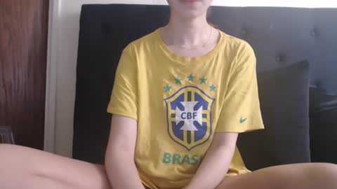 Olivia online show from 02/27/25, 06:42