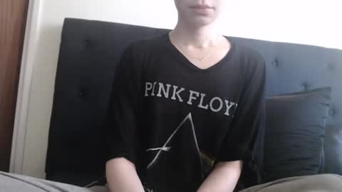 Olivia online show from 03/02/25, 10:27