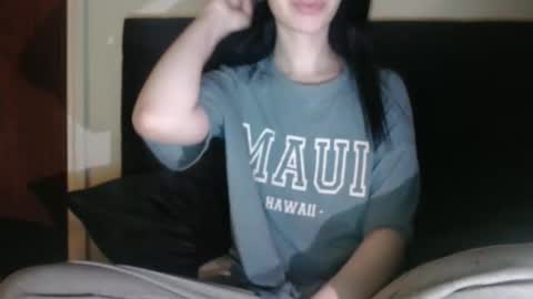 Olivia online show from 04/15/26, 08:21