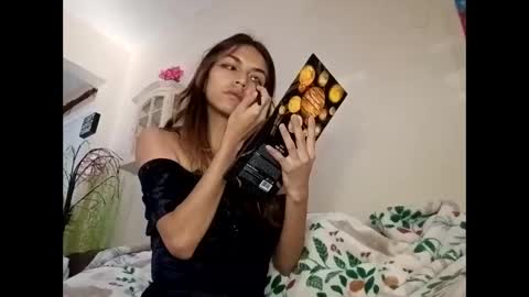 novalovelle online show from 11/30/25, 06:01