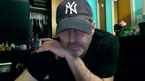 Snapshot of novatron6996 chatting on 01/23/25, 08:46 novatron6996 online show from 01/23/25, 08:46