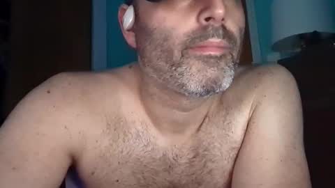 Snapshot of novatron6996 chatting on 02/13/25, 03:24 novatron6996 online show from 02/13/25, 03:24