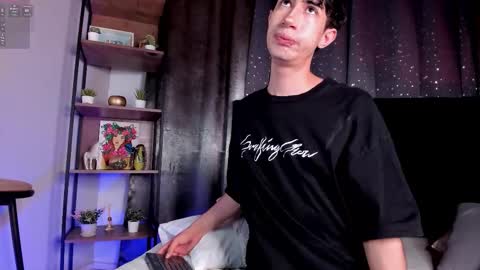 Snapshot of novawheeler chatting on 10/29/25, 01:57 Nova online show from 10/29/25, 01:57