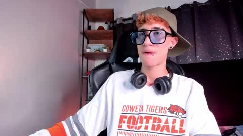 Snapshot of novawheeler chatting on 12/03/25, 06:28 Nova online show from 12/03/25, 06:28