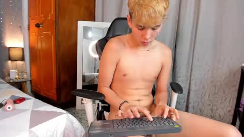 NovayBrian online show from 02/08/25, 09:03