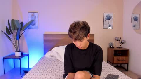 NovayBrian online show from 11/30/25, 04:38