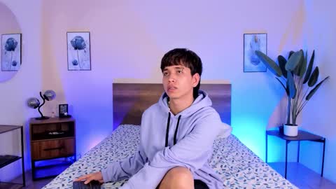 NovayBrian online show from 12/03/25, 04:31