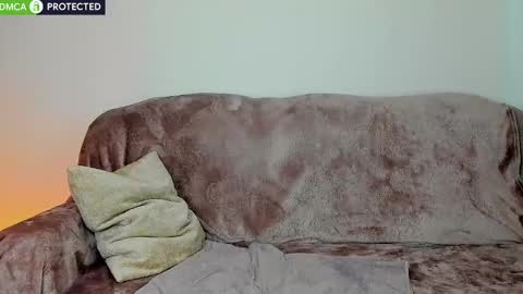 Snapshot of now_elly chatting on 02/26/25, 09:21 Nowelly online show from 02/26/25, 09:21