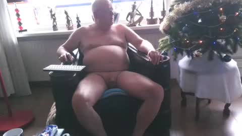 Snapshot of nudejohn chatting on 12/31/24, 11:09 Nudejohn online show from 12/31/24, 11:09