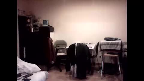 Snapshot of nudista79 chatting on 12/21/25, 02:08 nudista online show from 12/21/25, 02:08