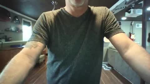 Snapshot of nudistguy194549 chatting on 03/09/25, 09:36 Nudistguy online show from 03/09/25, 09:36