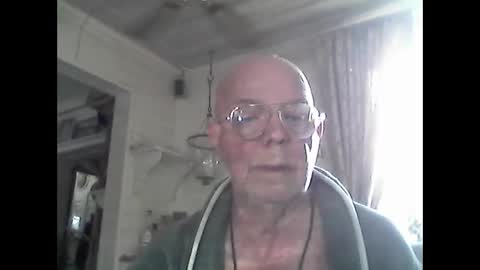 Haky online show from 04/25/26, 05:32