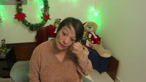 Snapshot of nuit_rose chatting on 01/04/25, 01:21 nuit_rose online show from 01/04/25, 01:21