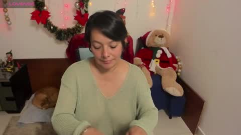 Snapshot of nuit_rose chatting on 01/07/25, 06:48 nuit_rose online show from 01/07/25, 06:48