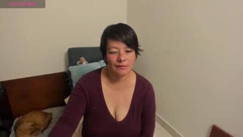 Snapshot of nuit_rose chatting on 01/11/25, 05:10 nuit_rose online show from 01/11/25, 05:10
