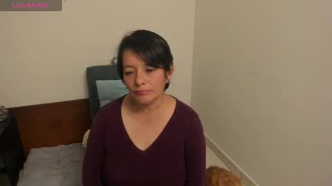 Snapshot of nuit_rose chatting on 01/25/25, 05:18 nuit_rose online show from 01/25/25, 05:18