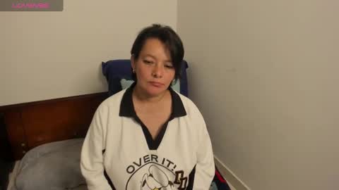 Snapshot of nuit_rose chatting on 03/04/25, 04:49 nuit_rose online show from 03/04/25, 04:49