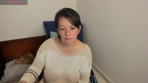 Snapshot of nuit_rose chatting on 03/05/25, 04:45 nuit_rose online show from 03/05/25, 04:45