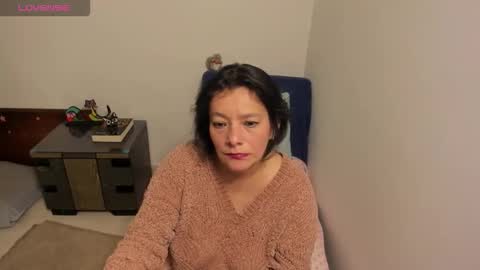 Snapshot of nuit_rose chatting on 09/12/25, 02:22 nuit_rose online show from 09/12/25, 02:22