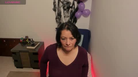 nuit_rose online show from 11/02/25, 12:02