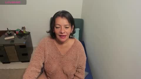 nuit_rose online show from 11/24/25, 02:22