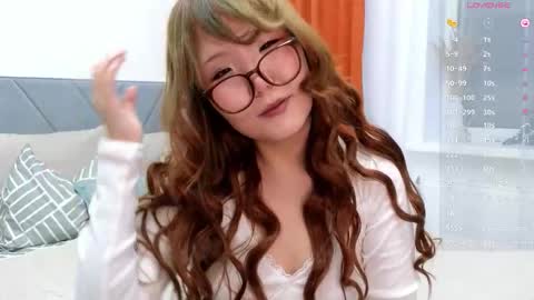 Snapshot of nullgirll chatting on 03/18/26, 12:36 Erica online show from 03/18/26, 12:36