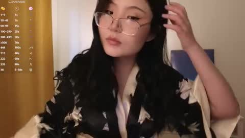 Snapshot of nullgirll chatting on 05/31/26, 03:04 Erica online show from 05/31/26, 03:04