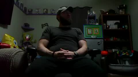 Awwwww Hey Sweetie Pies. Welcome To The Sweetie Pie Lounge. Enjoy The Dad-Cast. SweetCorny Fun-loving Dad Talk. online show from 11/06/25, 03:18