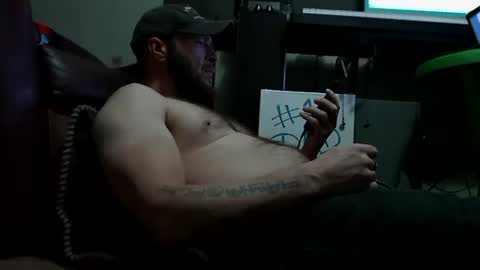 Awwwww Hey Sweetie Pies. Welcome To The Sweetie Pie Lounge. Enjoy The Dad-Cast. SweetCorny Fun-loving Dad Talk. online show from 11/11/25, 03:28