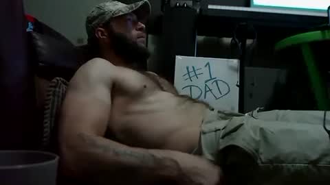 Awwwww Hey Sweetie Pies. Welcome To The Sweetie Pie Lounge. Enjoy The Dad-Cast. SweetCorny Fun-loving Dad Talk. online show from 11/16/25, 03:23