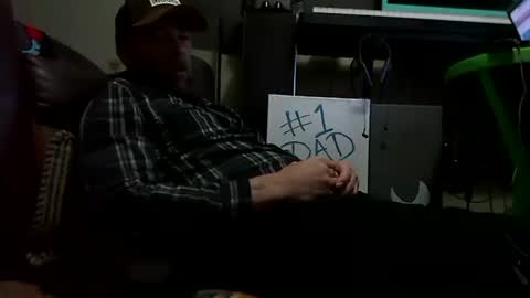 Awwwww Hey Sweetie Pies. Welcome To The Sweetie Pie Lounge. Enjoy The Dad-Cast. SweetCorny Fun-loving Dad Talk. online show from 12/03/25, 05:22