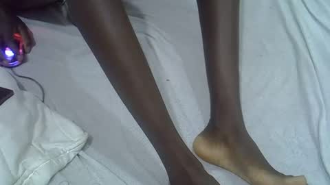 nunu_40 online show from 02/04/26, 09:53