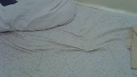 nunu_40 online show from 02/11/26, 05:07