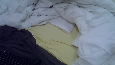 nunu_40 online show from 02/18/26, 04:30