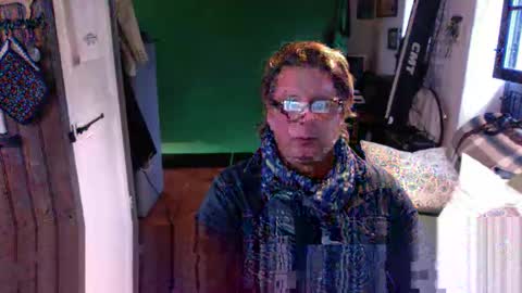 Snapshot of nurod chatting on 01/02/25, 12:57 nurod online show from 01/02/25, 12:57