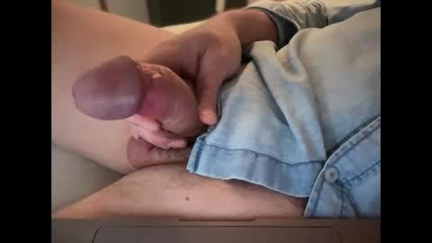 Snapshot of nurod chatting on 01/31/25, 10:52 nurod online show from 01/31/25, 10:52