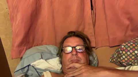 Snapshot of nurod chatting on 09/22/25, 04:03 nurod online show from 09/22/25, 04:03