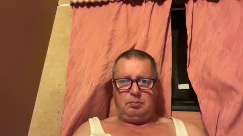 Snapshot of nurod chatting on 10/28/25, 02:59 nurod online show from 10/28/25, 02:59