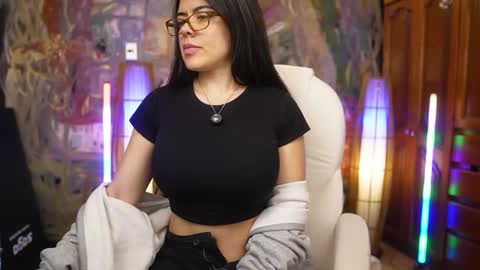 Claudia online show from 10/07/25, 12:08