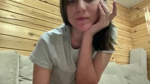 Ema online show from 10/05/25, 04:27