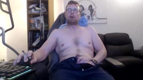 nursefan online show from 11/11/25, 05:24