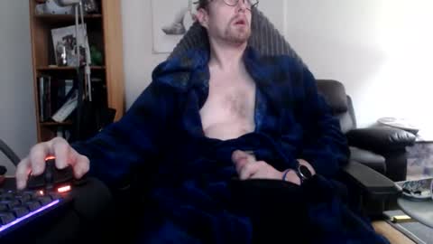 nursefan online show from 11/15/25, 09:17