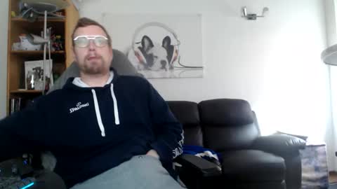 nursefan online show from 11/22/25, 10:36