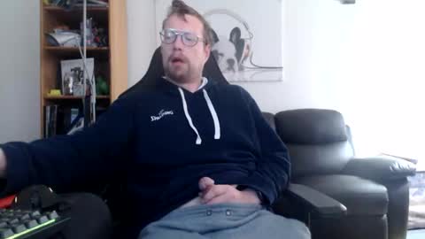 nursefan online show from 11/23/25, 10:15