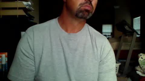 Snapshot of nvrenuff1979 chatting on 09/25/25, 11:36 nvrenuff1979 online show from 09/25/25, 11:36