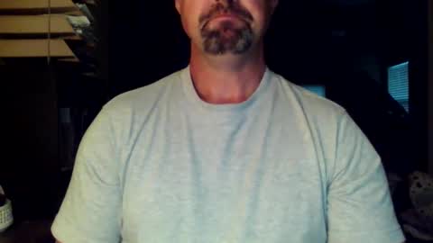 Snapshot of nvrenuff1979 chatting on 09/30/25, 11:37 nvrenuff1979 online show from 09/30/25, 11:37