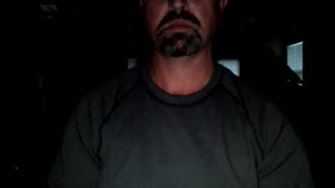 Snapshot of nvrenuff1979 chatting on 10/06/25, 11:29 nvrenuff1979 online show from 10/06/25, 11:29