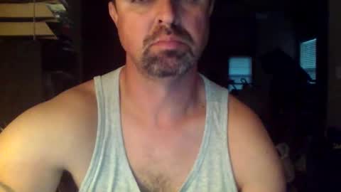 Snapshot of nvrenuff1979 chatting on 10/20/25, 11:32 nvrenuff1979 online show from 10/20/25, 11:32