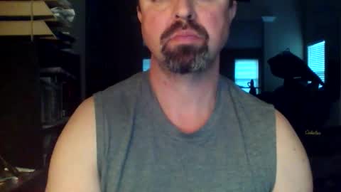 nvrenuff1979 online show from 02/02/26, 12:37